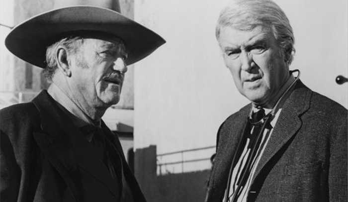 How Frank Sinatra and Kirk Douglas Extended Their Support to John Wayne in His Last Days!