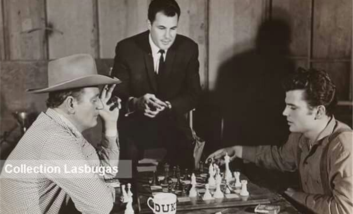 John Wayne’s Surprising Talent as a Chess Maestro, Reveling in Victories Against Admirers