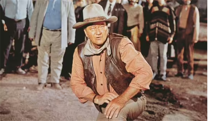 From Stardom to Scrubs: John Wayne’s Clash with Jones and the Fallout That Followed