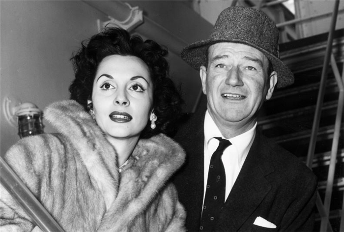 John Wayne – Maureen O’Hara: what is it like then and now?